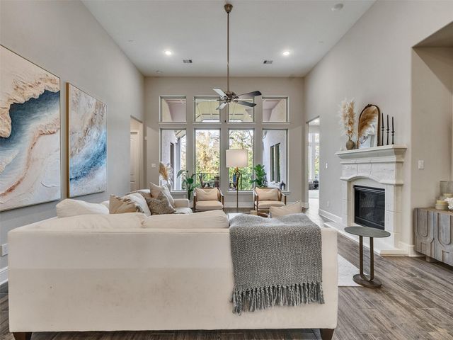 122 Ballantyne Drive, Montgomery, TX 77316