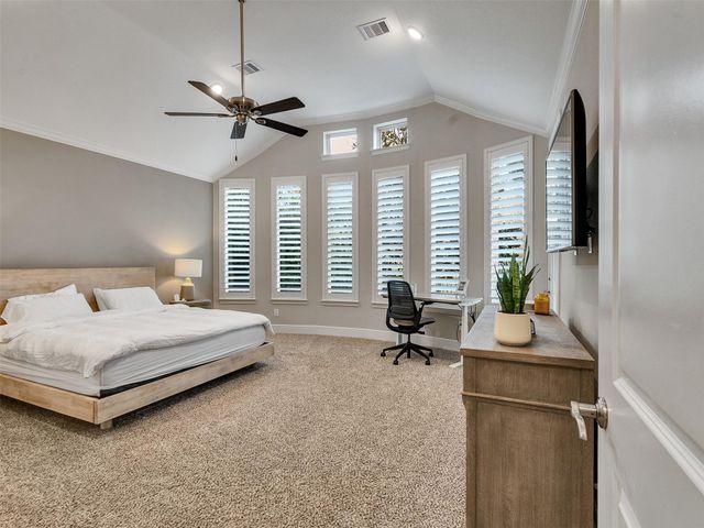 122 Ballantyne Drive, Montgomery, TX 77316