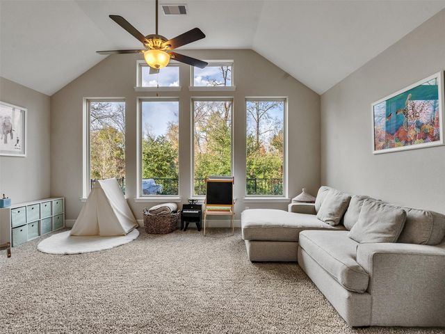 122 Ballantyne Drive, Montgomery, TX 77316