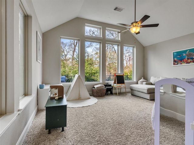 122 Ballantyne Drive, Montgomery, TX 77316