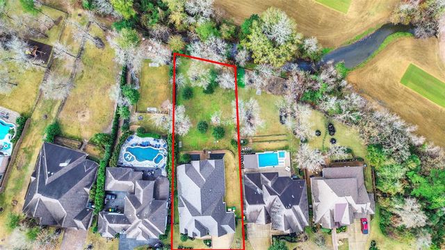 122 Ballantyne Drive, Montgomery, TX 77316