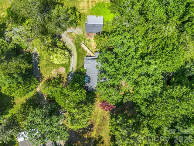 813 Montreat Road, Black Mountain, NC 28711