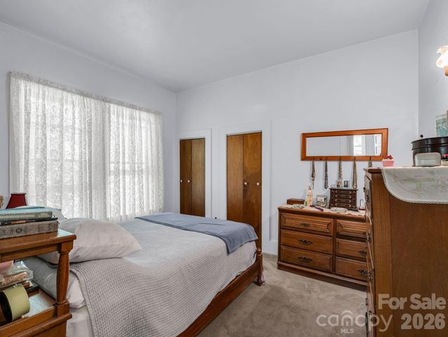 813 Montreat Road, Black Mountain, NC 28711