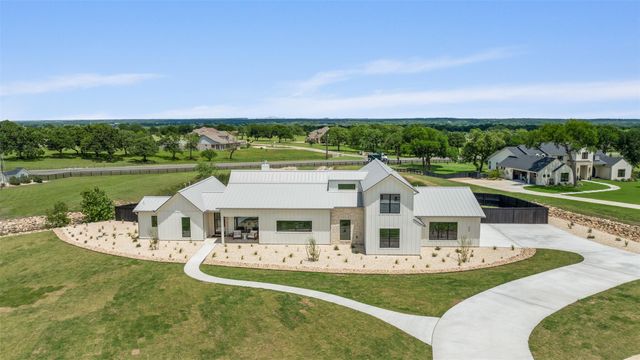 298 Glenview CIR, Belton, TX 76513