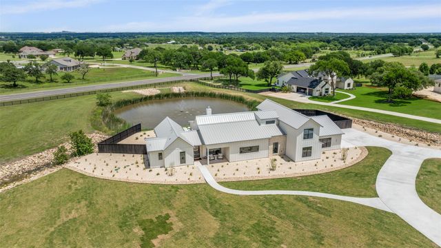 298 Glenview CIR, Belton, TX 76513