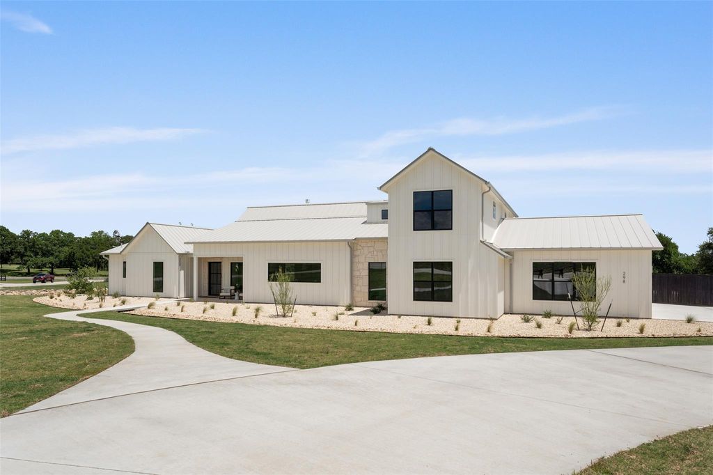 298 Glenview CIR, Belton, TX 76513