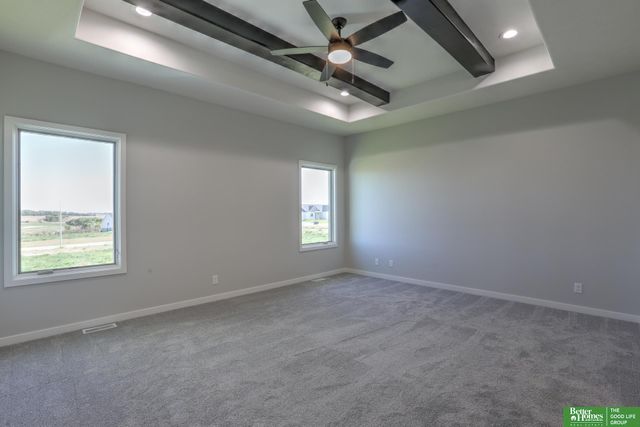 5807 N 197th Street, Elkhorn, NE 68022