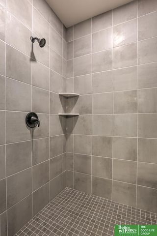 5807 N 197th Street, Elkhorn, NE 68022