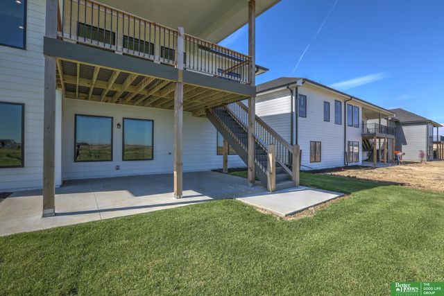 5807 N 197th Street, Elkhorn, NE 68022