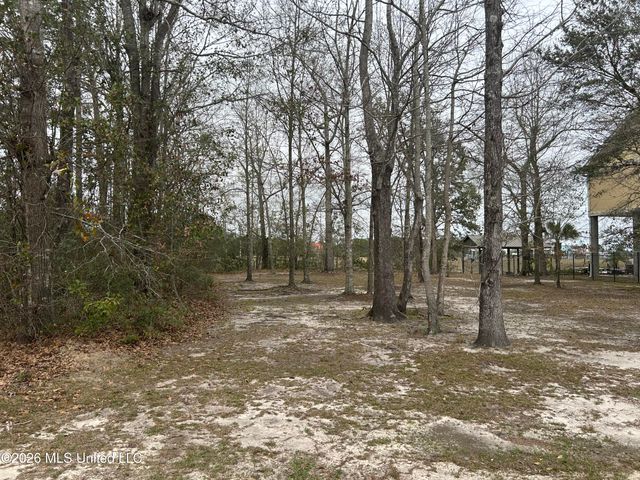 2462 Iki Place, Diamondhead, MS 39525