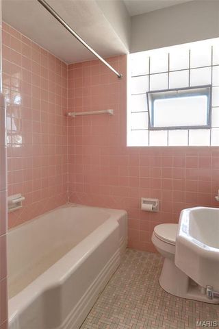 2 Gimlin Place, Unincorporated, MO 63138