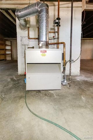 2 Gimlin Place, Unincorporated, MO 63138