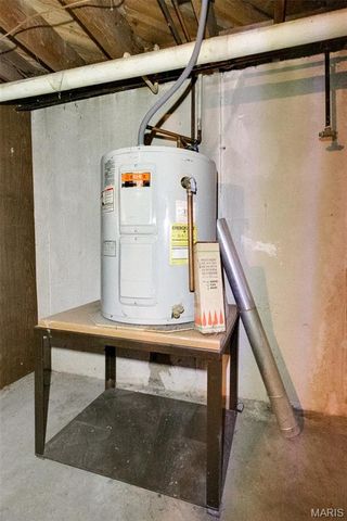 2 Gimlin Place, Unincorporated, MO 63138