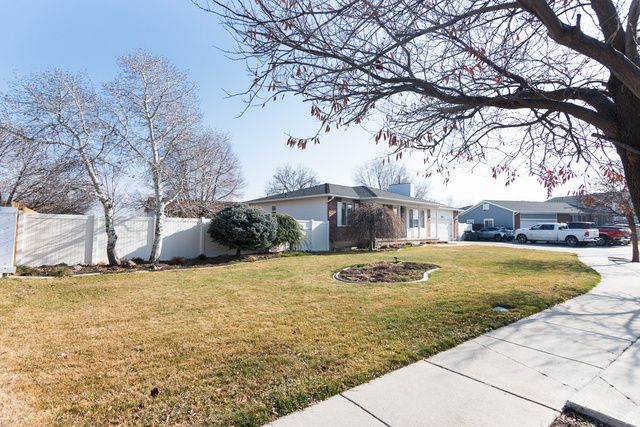 7367 S 2480 W, West Jordan, UT 84084