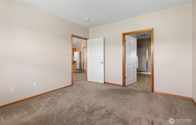 2358 SW Winchester Street, Oak Harbor, WA 98277