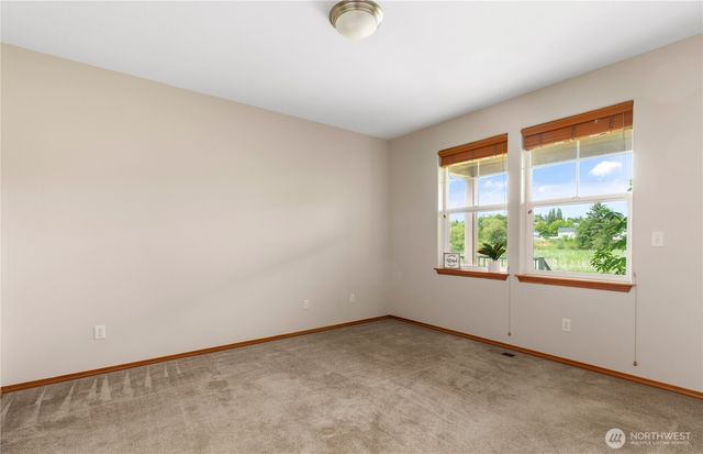 2358 SW Winchester Street, Oak Harbor, WA 98277