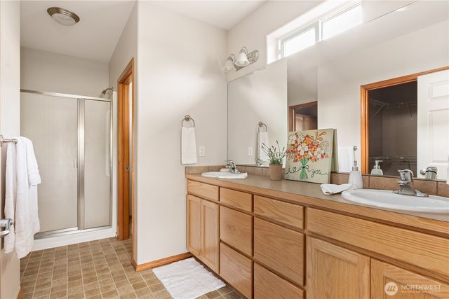 2358 SW Winchester Street, Oak Harbor, WA 98277
