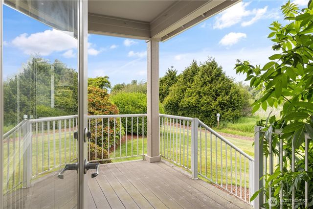 2358 SW Winchester Street, Oak Harbor, WA 98277