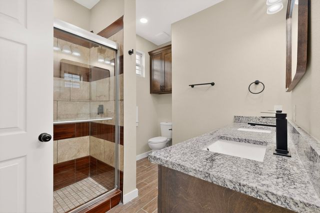 800 Oak Creek Drive, Hutchins, TX 75141