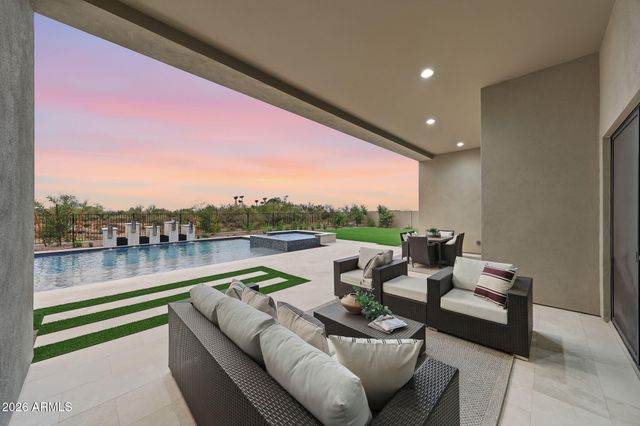 1644 E CREEK CANYON Road, Phoenix, AZ 85086