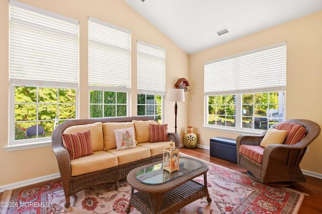 50 Kingston Drive Drive, Jackson, NJ 08527