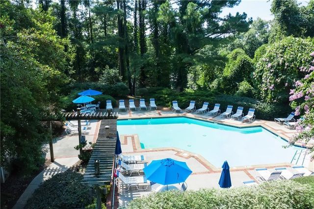 2136 River Heights Walk SE, Marietta, GA 30067