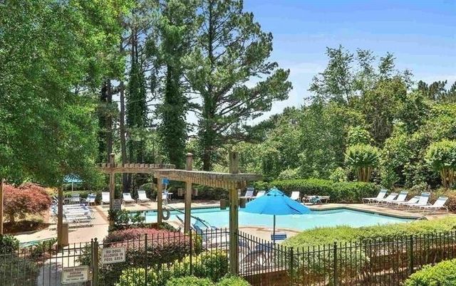 2136 River Heights Walk SE, Marietta, GA 30067