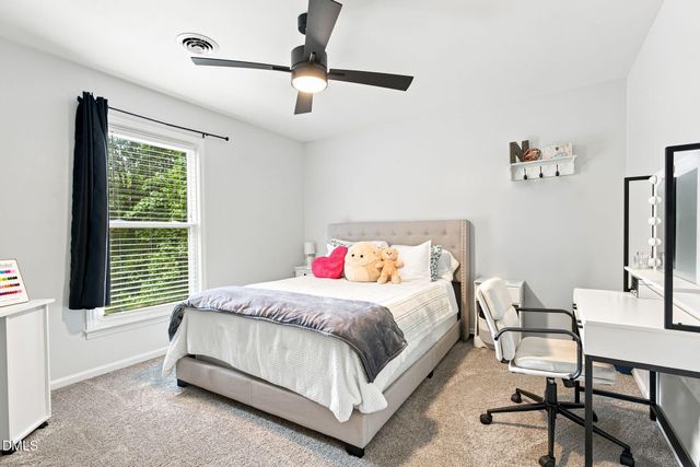 1450 Old Coach Road, Kernersville, NC 27284