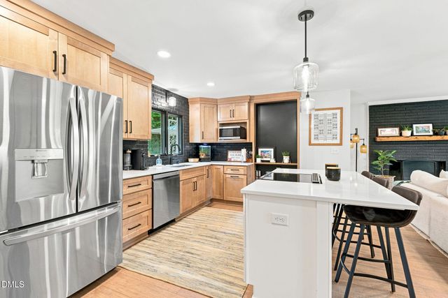 1450 Old Coach Road, Kernersville, NC 27284