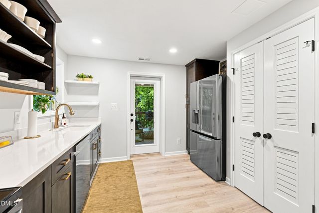 1450 Old Coach Road, Kernersville, NC 27284