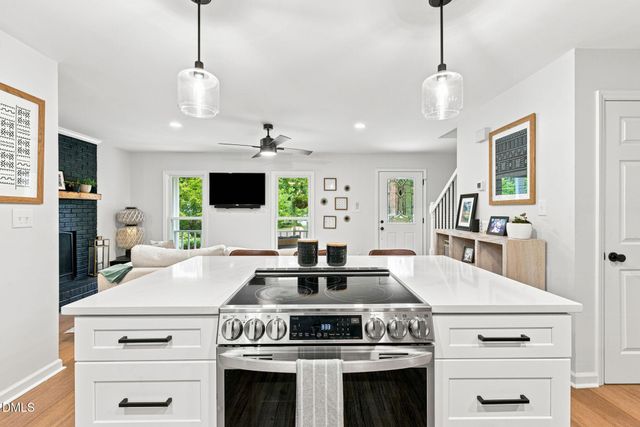 1450 Old Coach Road, Kernersville, NC 27284