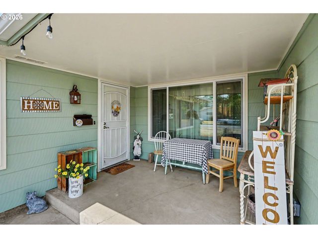4345 JACKPINE St, Salem, OR 97305