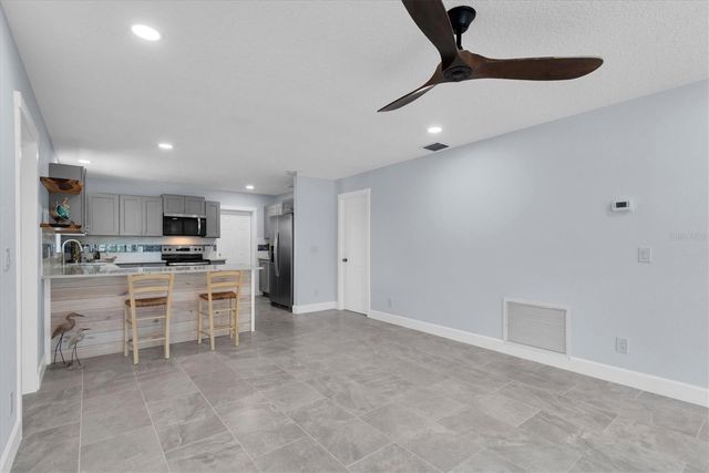 150 42ND AVENUE, St Pete Beach, FL 33706