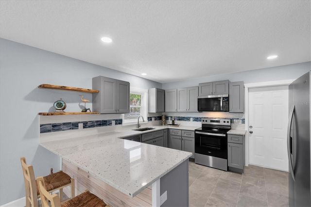 150 42ND AVENUE, St Pete Beach, FL 33706