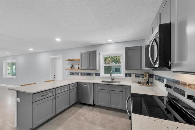 150 42ND AVENUE, St Pete Beach, FL 33706