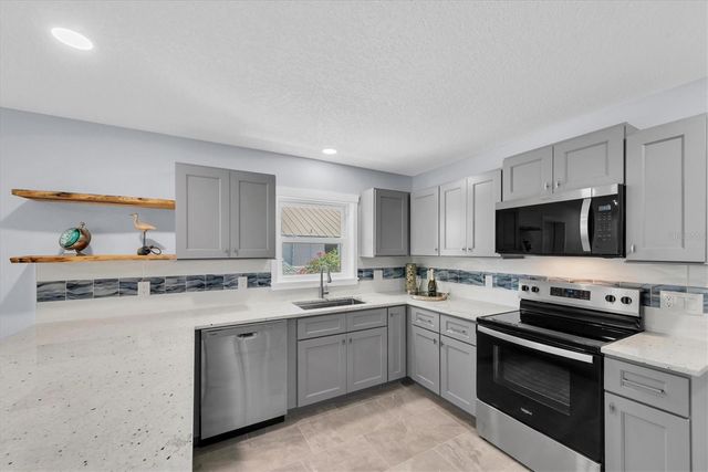 150 42ND AVENUE, St Pete Beach, FL 33706