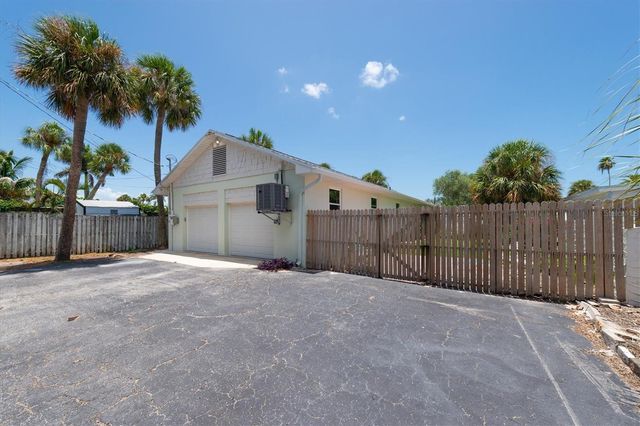 150 42ND AVENUE, St Pete Beach, FL 33706