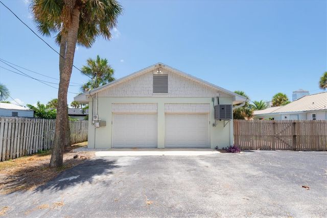 150 42ND AVENUE, St Pete Beach, FL 33706