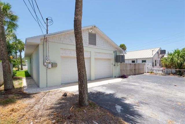150 42ND AVENUE, St Pete Beach, FL 33706
