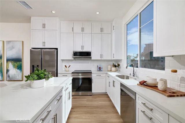 7255 Pointbreak Drive, Huntington Beach, CA 92647