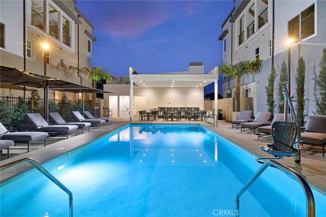 7255 Pointbreak Drive, Huntington Beach, CA 92647
