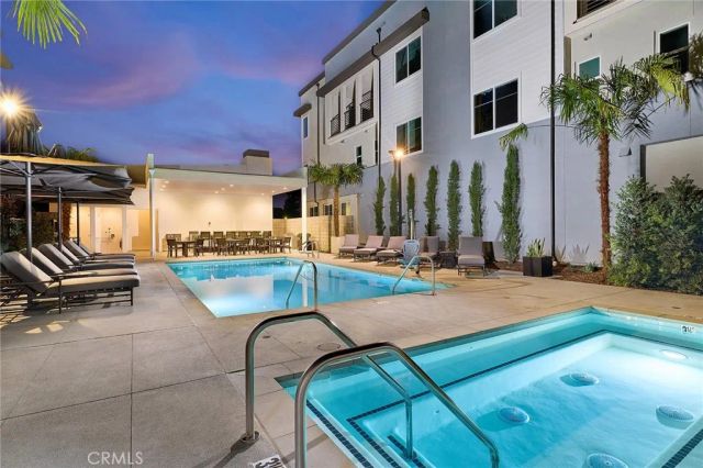 7255 Pointbreak Drive, Huntington Beach, CA 92647