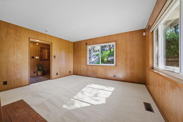 5401 Leona Street, Oakland, CA 94619