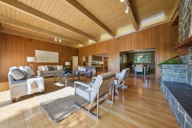 5401 Leona Street, Oakland, CA 94619