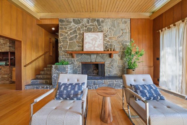 5401 Leona Street, Oakland, CA 94619