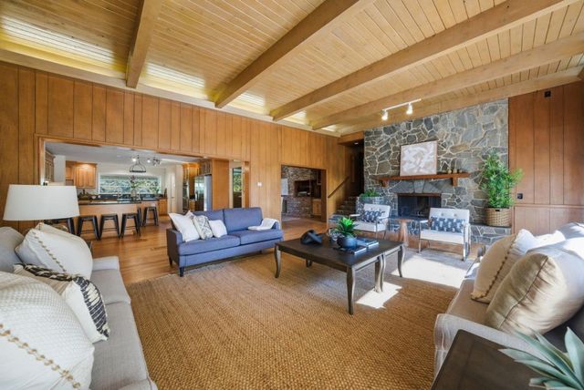 5401 Leona Street, Oakland, CA 94619