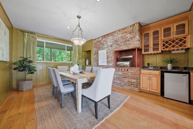 5401 Leona Street, Oakland, CA 94619