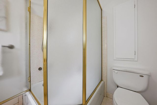 5401 Leona Street, Oakland, CA 94619