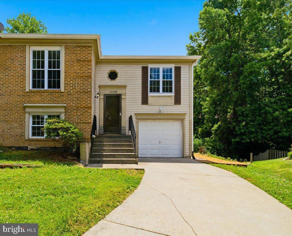 10598 REEDS LANDING CIR, Burke, VA 22015