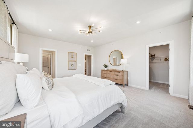 8638 LOVELACE ST, Manassas, VA 20109